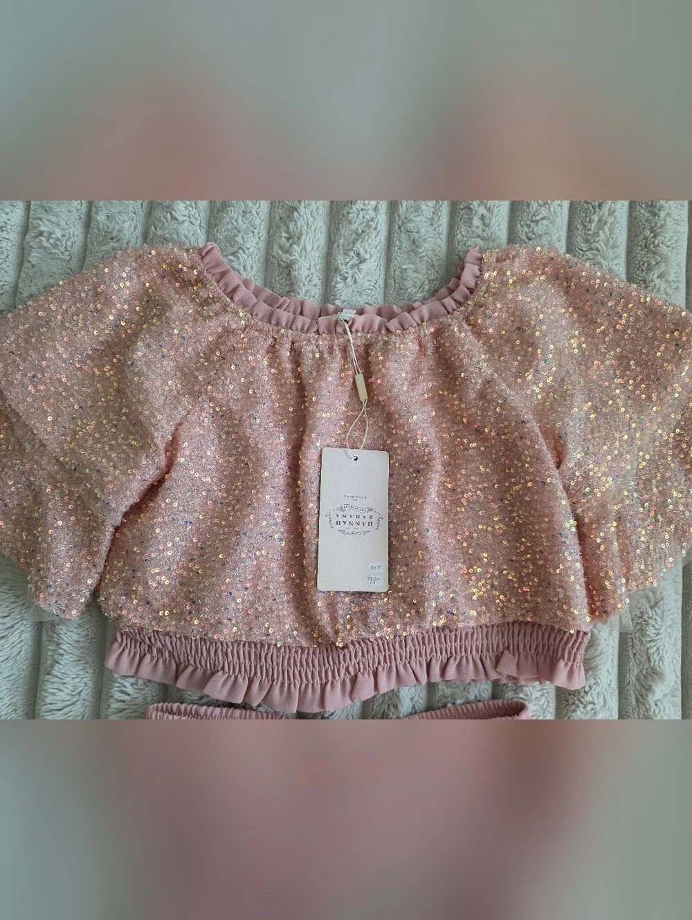 Hannah Banana shimmery rose